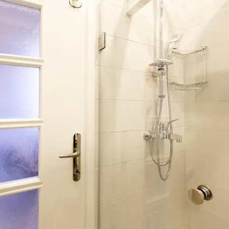Apartmán City-center Urban Flat With Private Balcony *