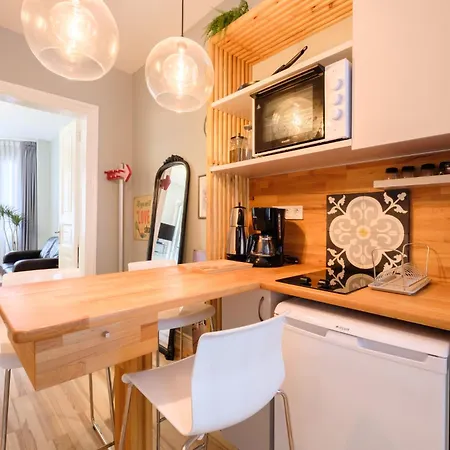 Apartmán City-center Urban Flat With Private Balcony *